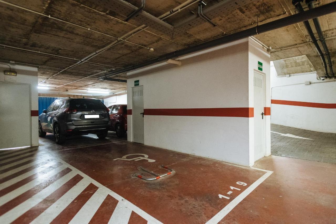 Apartamento Puerta Real - Free Parking 塞维利亚 外观 照片